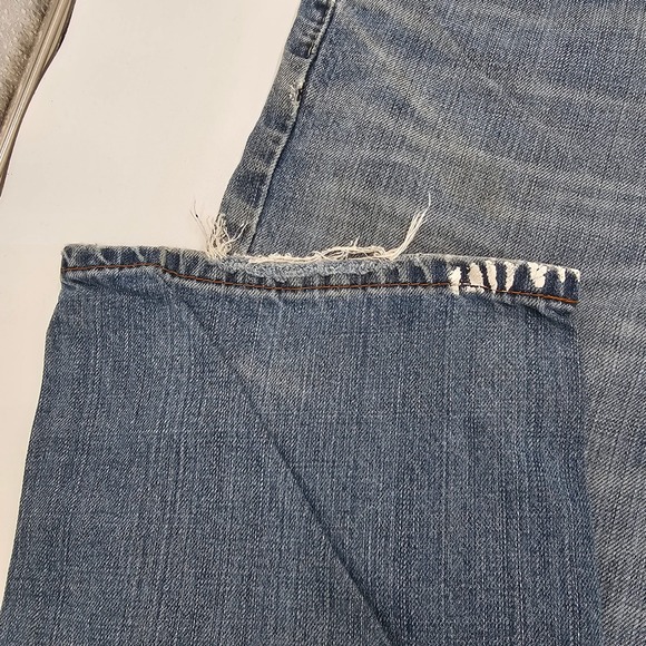 Levi's 550 Mens Relaxed Straight Blue Jeans Distressed Ripped Size 38x30 - Picture 4 of 9